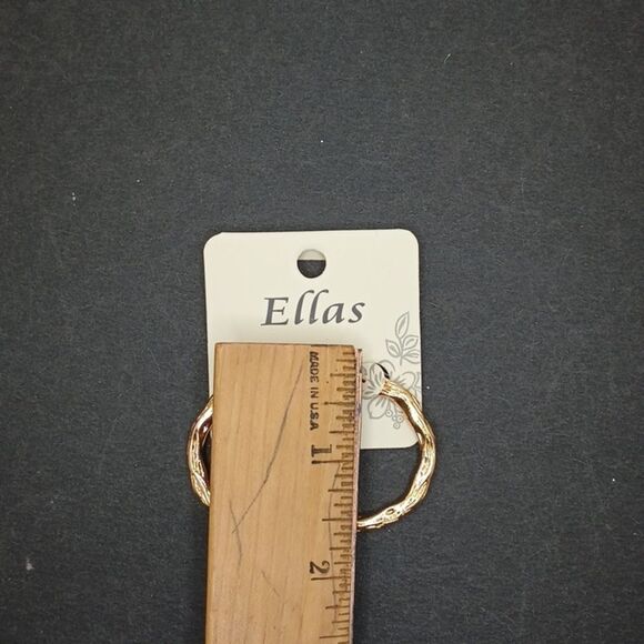 GOLD hoop earrings - Picture 2 of 3